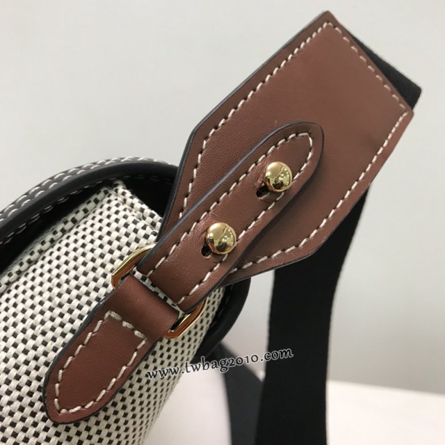 Burberry專門店新款背斜女包 巴寶莉經典帆布配皮翻蓋女士肩背包 yxb1504